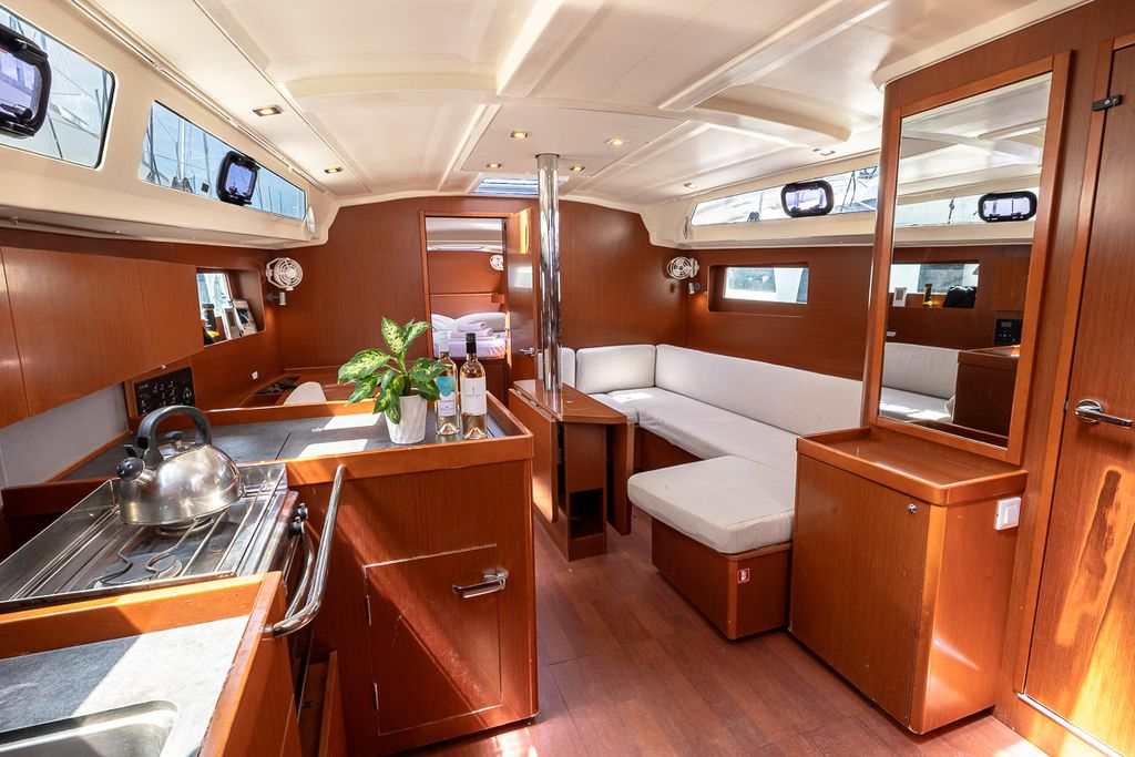 Peace – Oceanis 41.1 - Boat Images