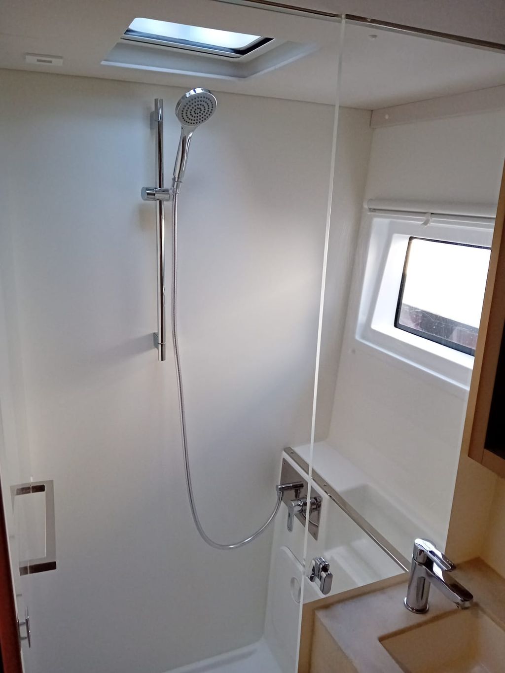 Ervis - Boat Images