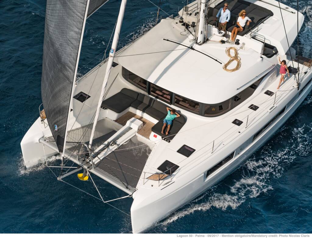 yacht charter lefkas